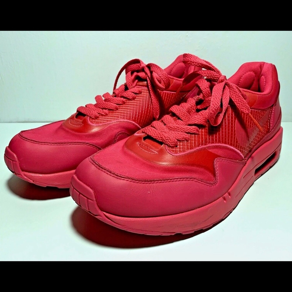 Nike Air Maxim 1 + Attack Pack Vivid Pink Flyknit